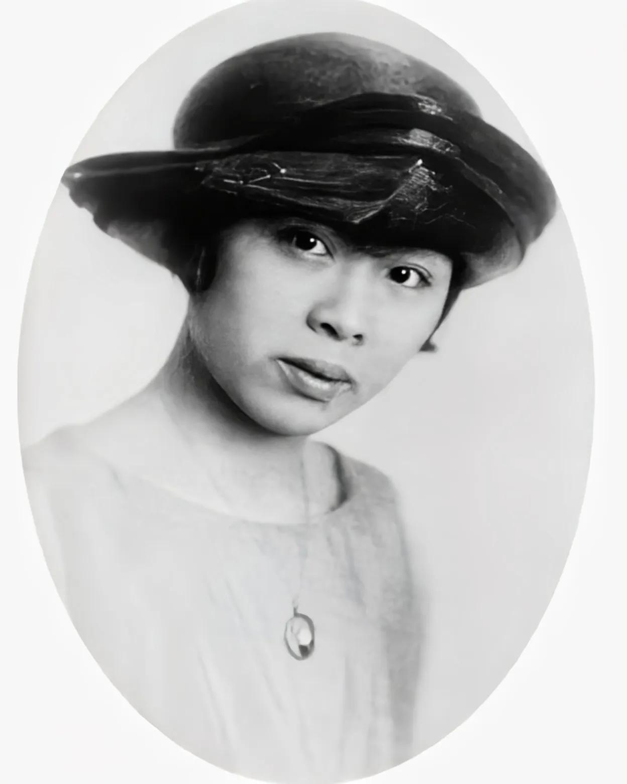 民国四大才子之一徐志摩，文采斐然逸事很多，其书法水平怎么样呢