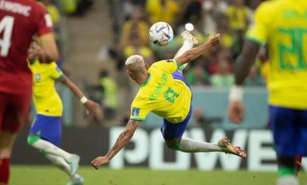 巴西传奇射手罗纳尔多,巴西罗纳尔多巅峰视频