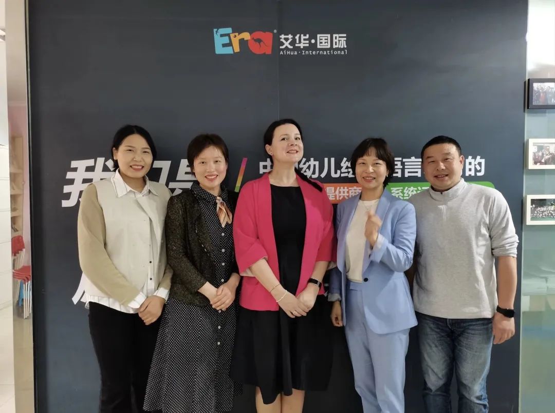 法国欧坦市市长一行来渝交流考察,法国欧坦市市长访问学校