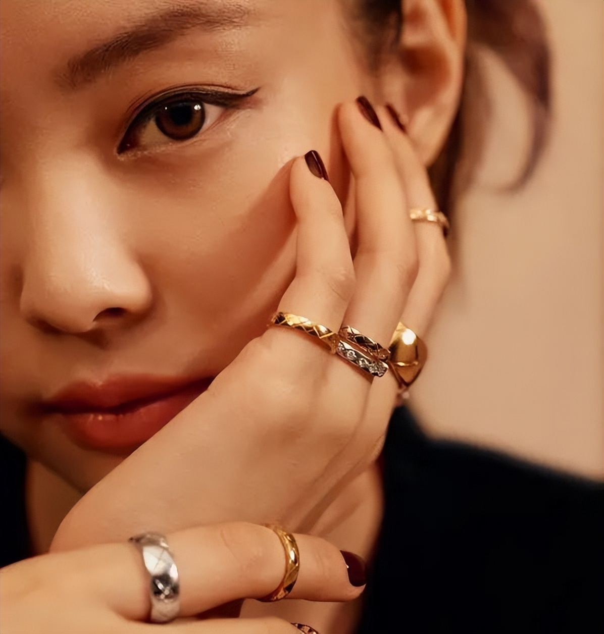 blackpink每个都是被时尚品牌宠着的,blackpink各个成员所代言的品牌