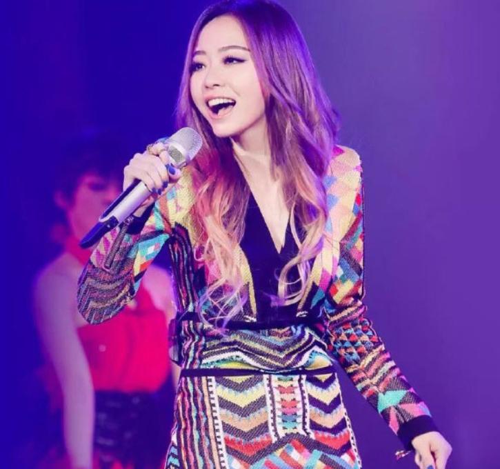 张靓颖与冯轲分手原因,张靓颖冯轲财产