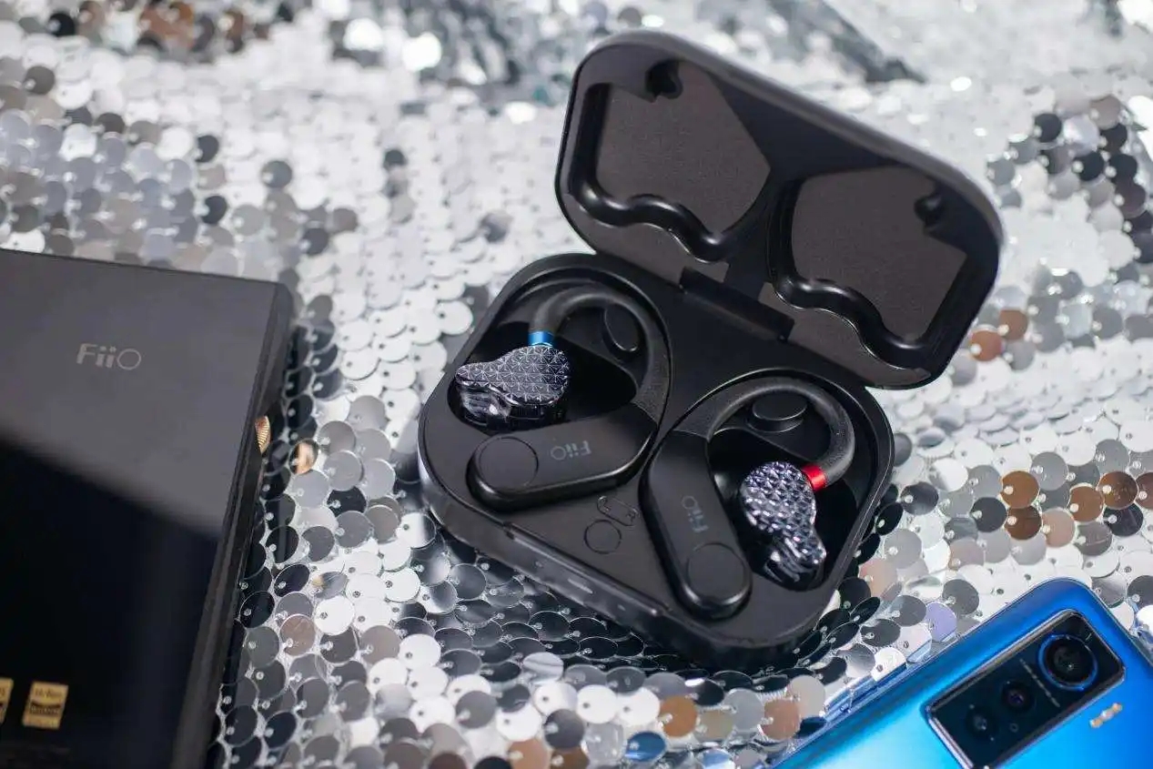 头戴式hifi蓝牙耳机评测推荐,蓝牙耳机耳放排行榜