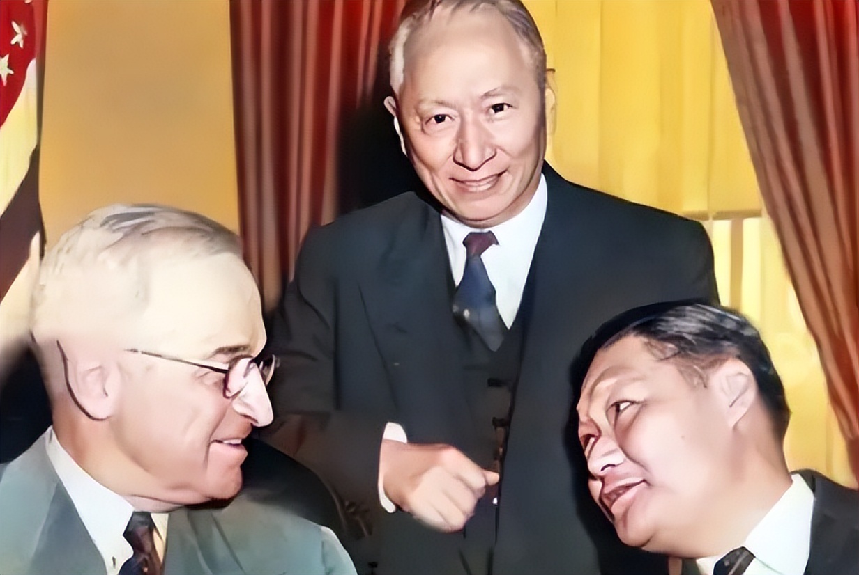 怒骂蒋介石是狗的叶公超，娶燕大校花出轨堂妹，后来怎样了？