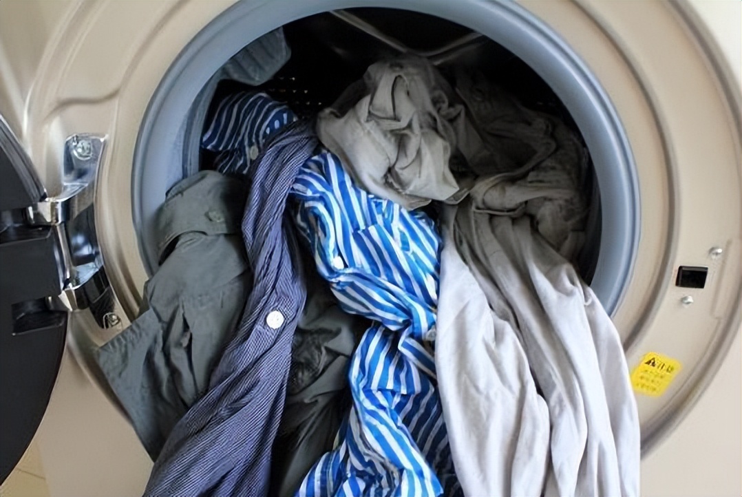 洗衣机的快洗可以不放衣服吗,洗衣机的快洗能洗干净衣服吗