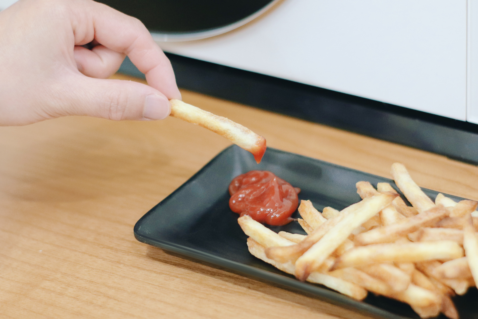 格兰仕微波炉烤箱功能组合,格兰仕微波炉和烤箱哪个实用