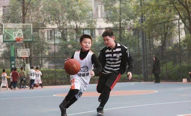 父母个子矮四招让孩子长到180,父母长得矮孩子还能长到180