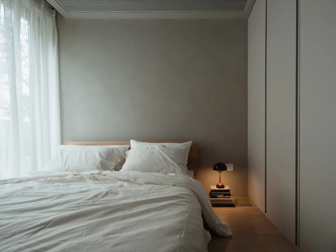 4个设计师设计办公台布局,设计师最佳农村房屋设计