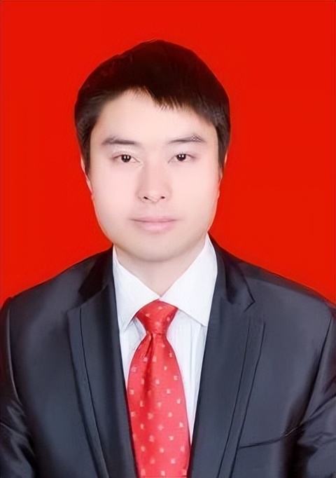 足踝术后一年一直酸疼怎么回事,足踝术后肿痛正常吗