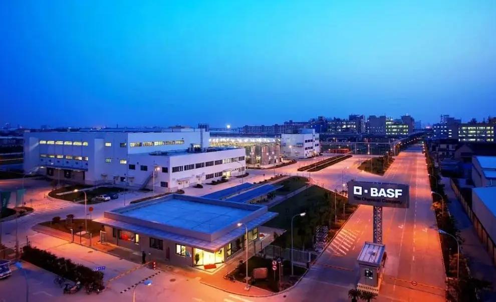 巴斯夫公司最新动态 (德国化工巨头巴斯夫经营之道)