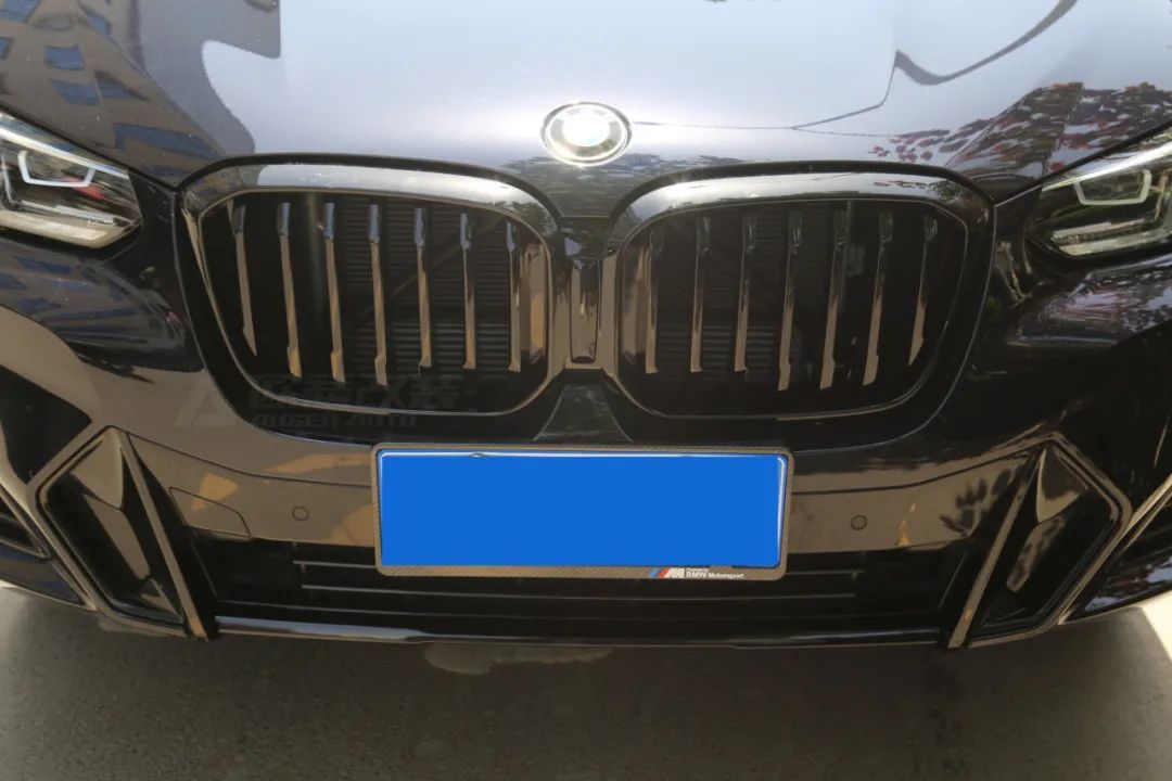 宝马x3改亮黑中网多少钱,宝马x3豪华版亮条改黑