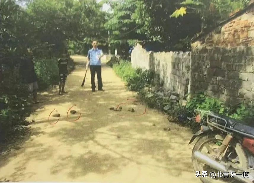 7旬老人护孙砍伤酒后闹事者,老人申诉6年被认定为正当防卫