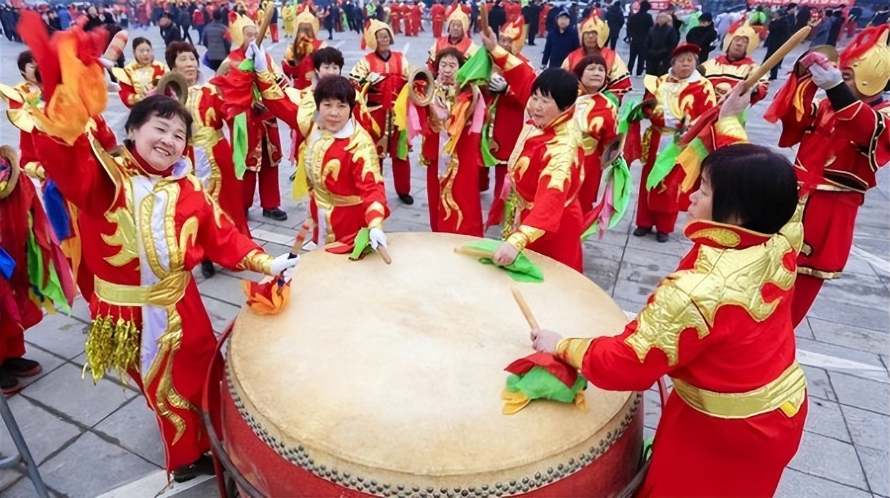 新年将至，一起回忆一下童年，探索你看过的那些花会！