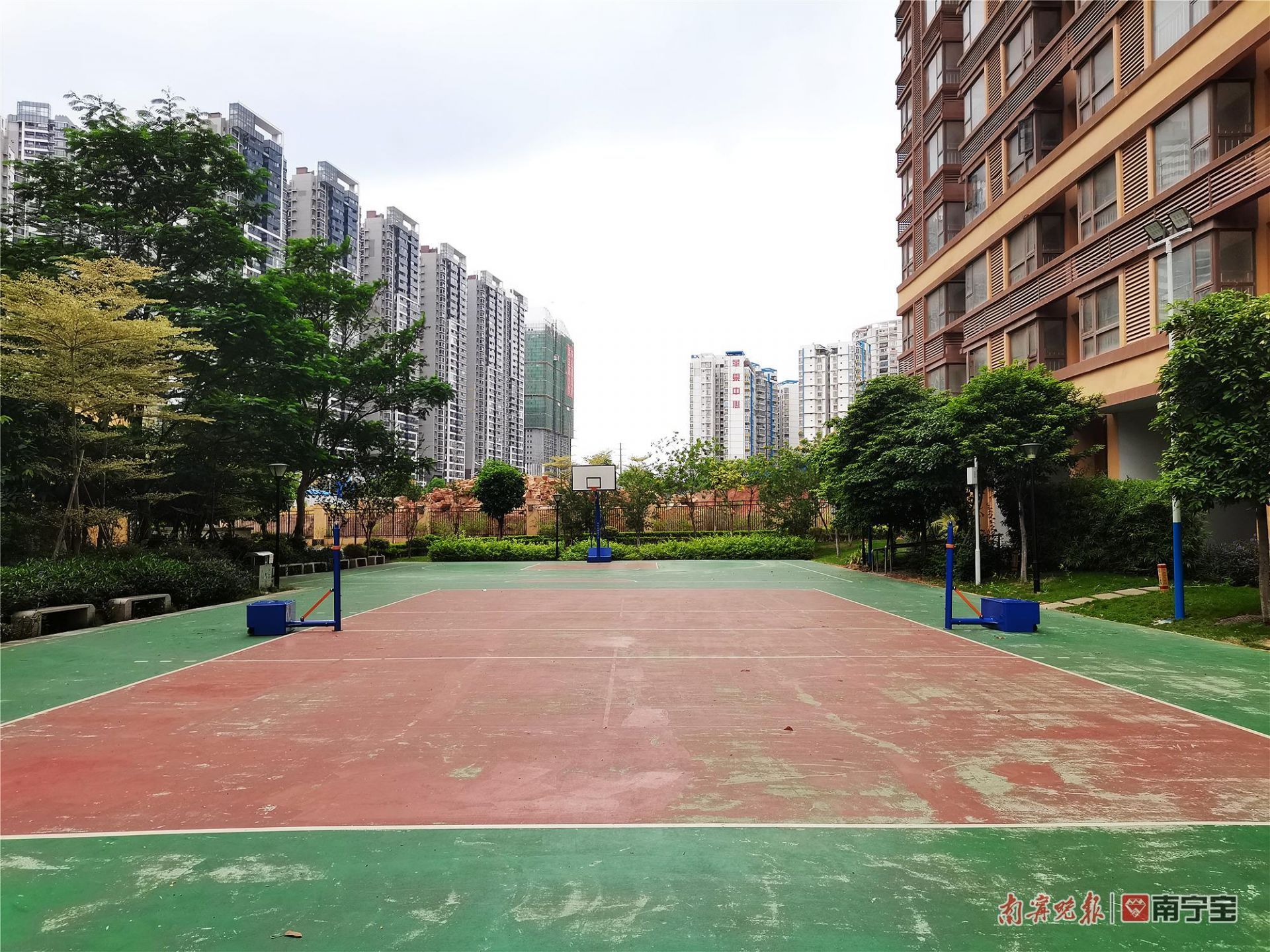 小区篮球场应合理开放不能扰民,小区内篮球场打篮球扰民吗