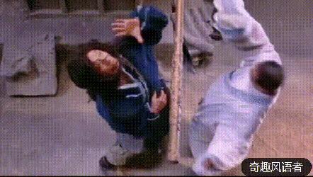 成龙偷师李小龙,成龙偷玉佛电影