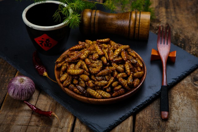 香煎蚕蛹的做法干煸,干煸蚕蛹大虾做法