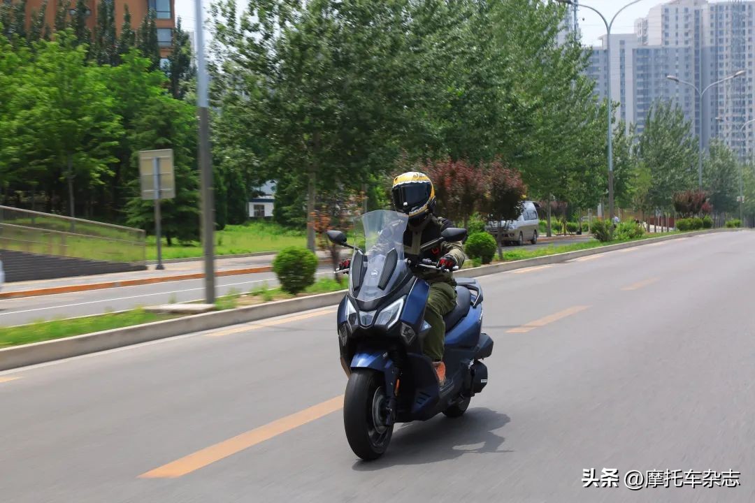 舒适轻松又有劲儿试驾三阳joymax,三阳joymaxz这车怎么样