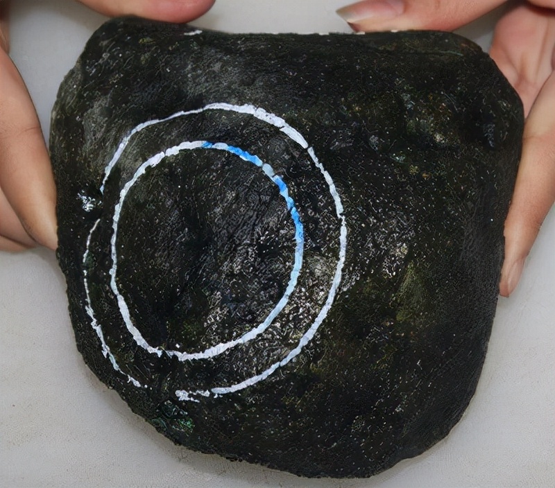 翡翠是老坑的好还是新坑的好,翡翠有哪些坑你都知道吗