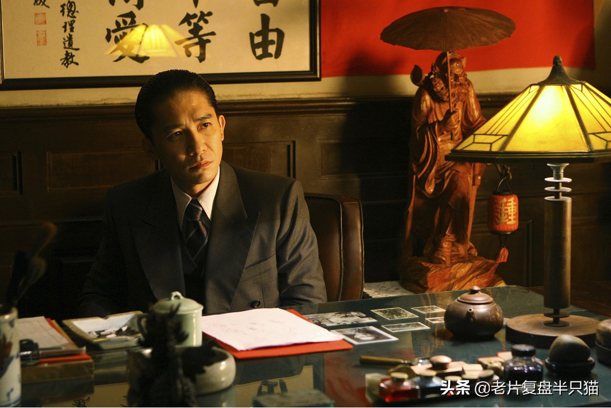 解读《色·戒》3段删掉激情戏，背后的6个“真真假假”