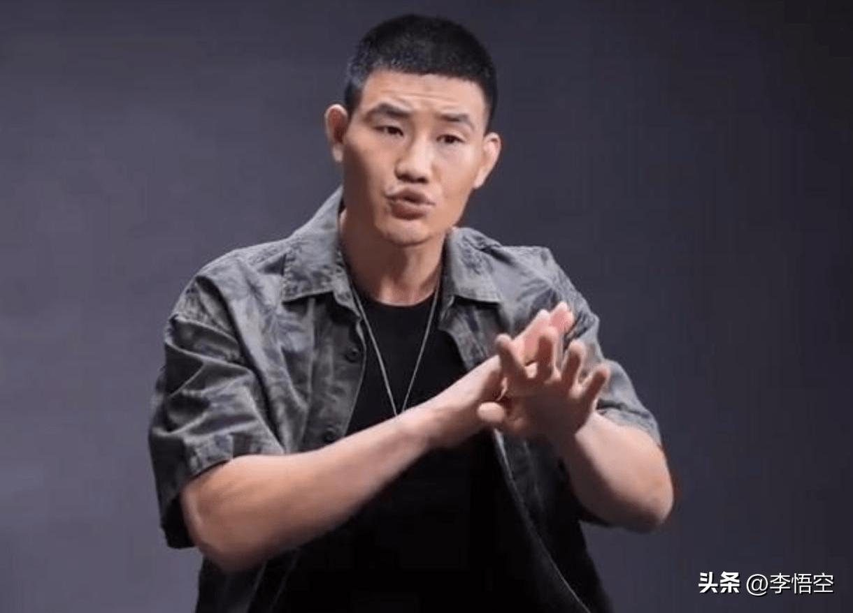 手机实际价只有1880元，却号称原价8999元，直播带货到底有多假？