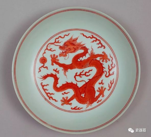 大清嘉庆香草龙纹官窑盘,清三代瓷器龙纹特征