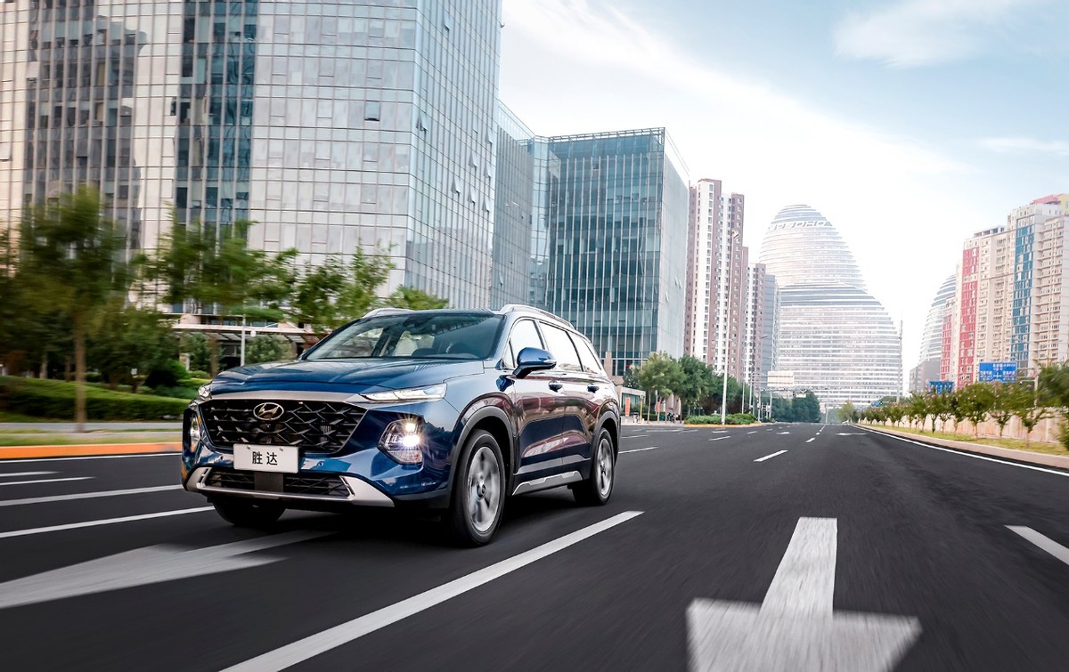 现代胜达旅行家哪款值得购买,北京现代胜达旅行家的图片和价格