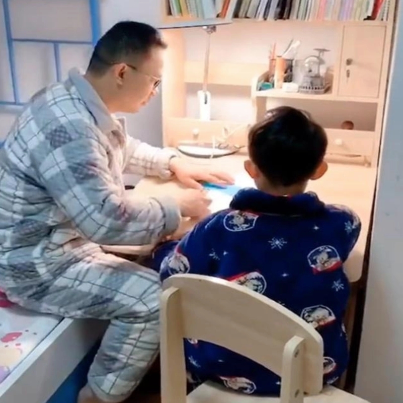 爸爸辅导作业摔断尾椎骨,父亲辅导孩子作业气晕