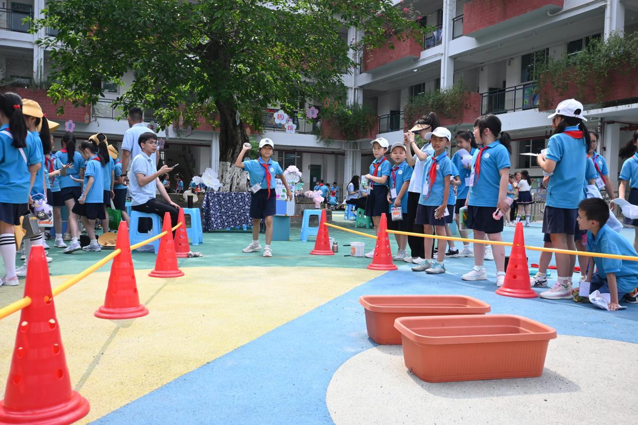 重庆市大渡口双山实验小学课程表,大渡口区双山实验小学怎么样