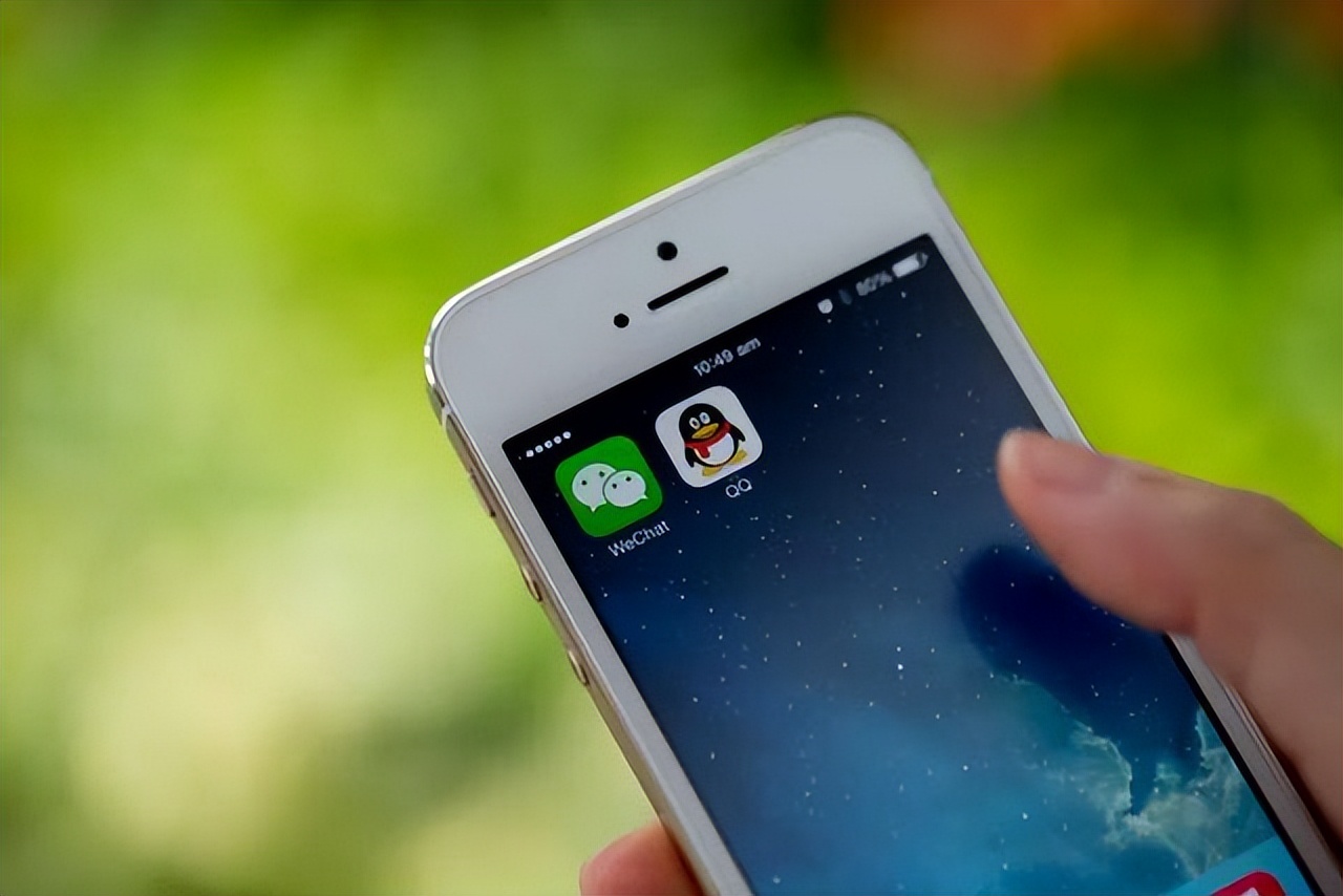 结合一起“QQ号码”案讨论，网络虚拟财产继承的现状及存在的问题