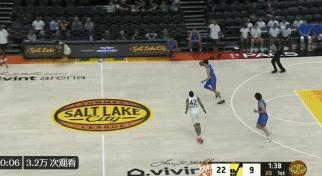 霍姆格伦首秀雷霆轻取公牛,87霍姆格伦夏联首秀砍下23分