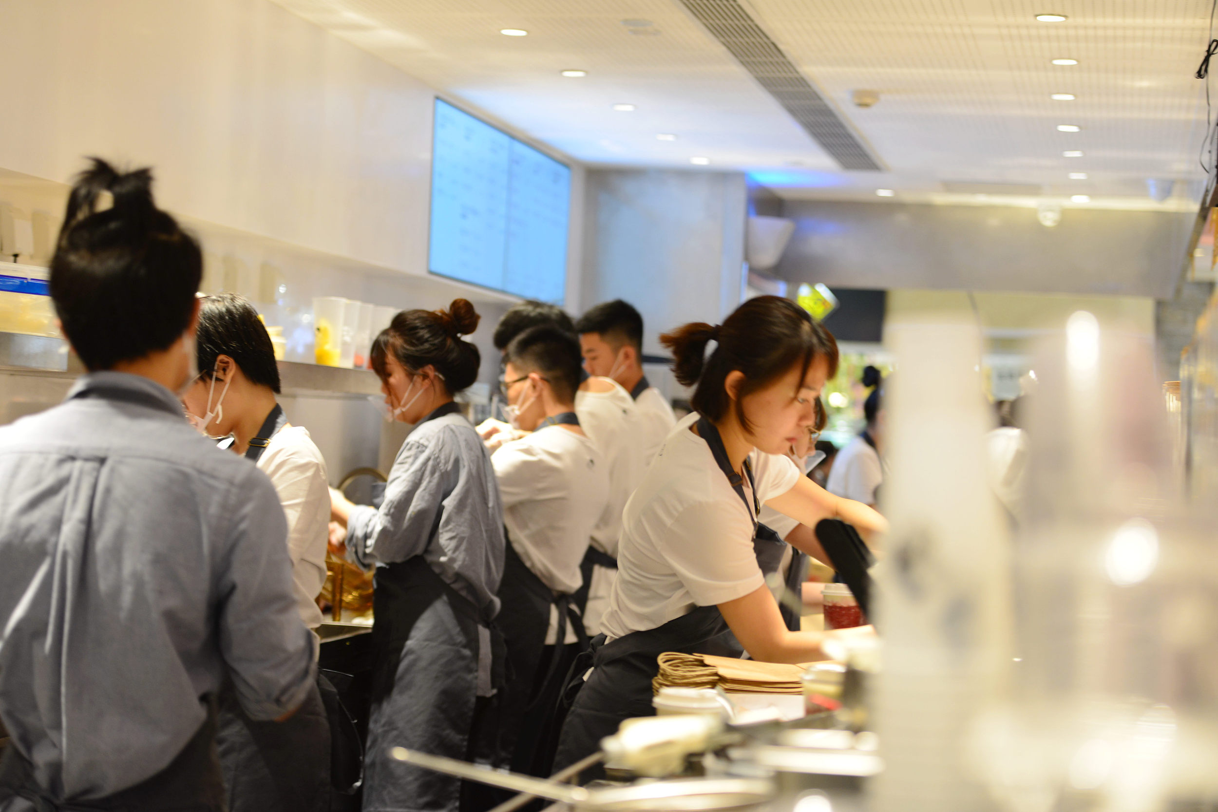 开奶茶店亏得一塌糊涂,开一个奶茶店亏得血本无归