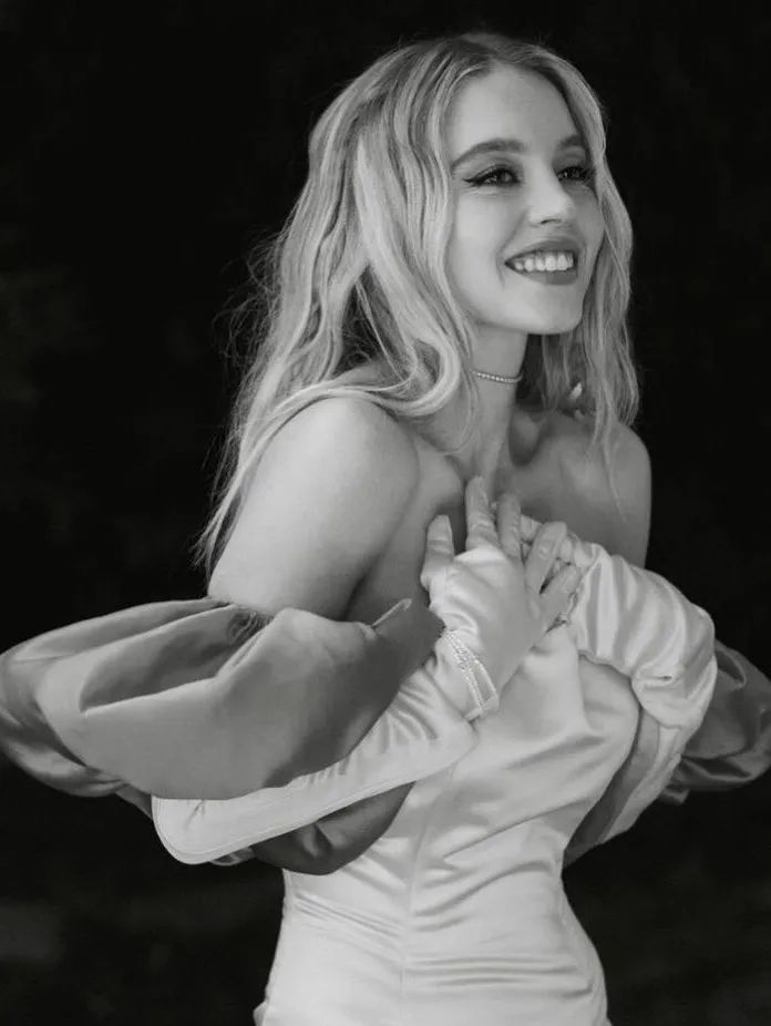 甜心脸蛋+*物尤**身材，但没人说她是花瓶