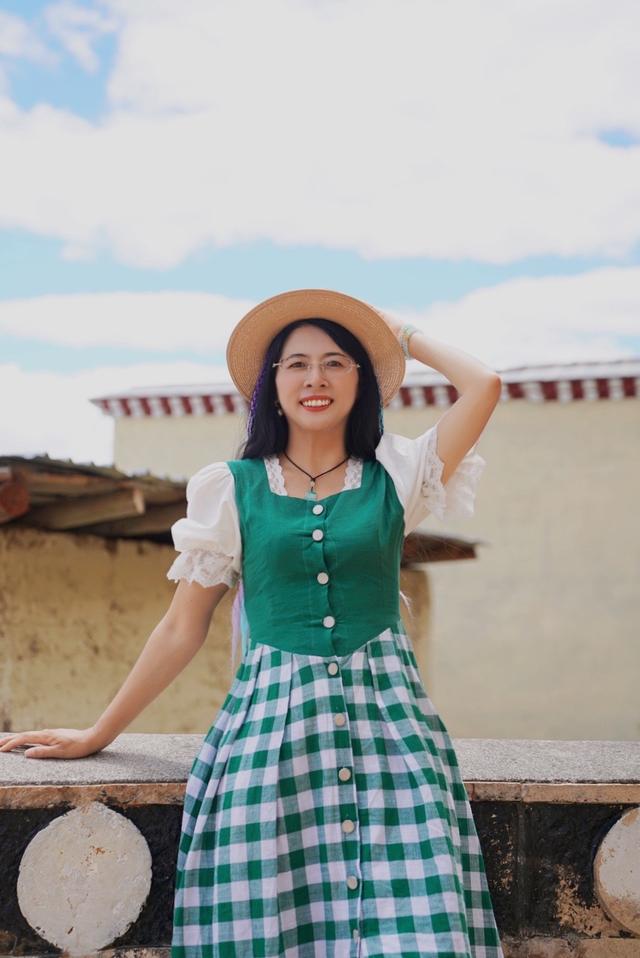 云南布达拉宫简介,云南小布达拉宫主要什么民族