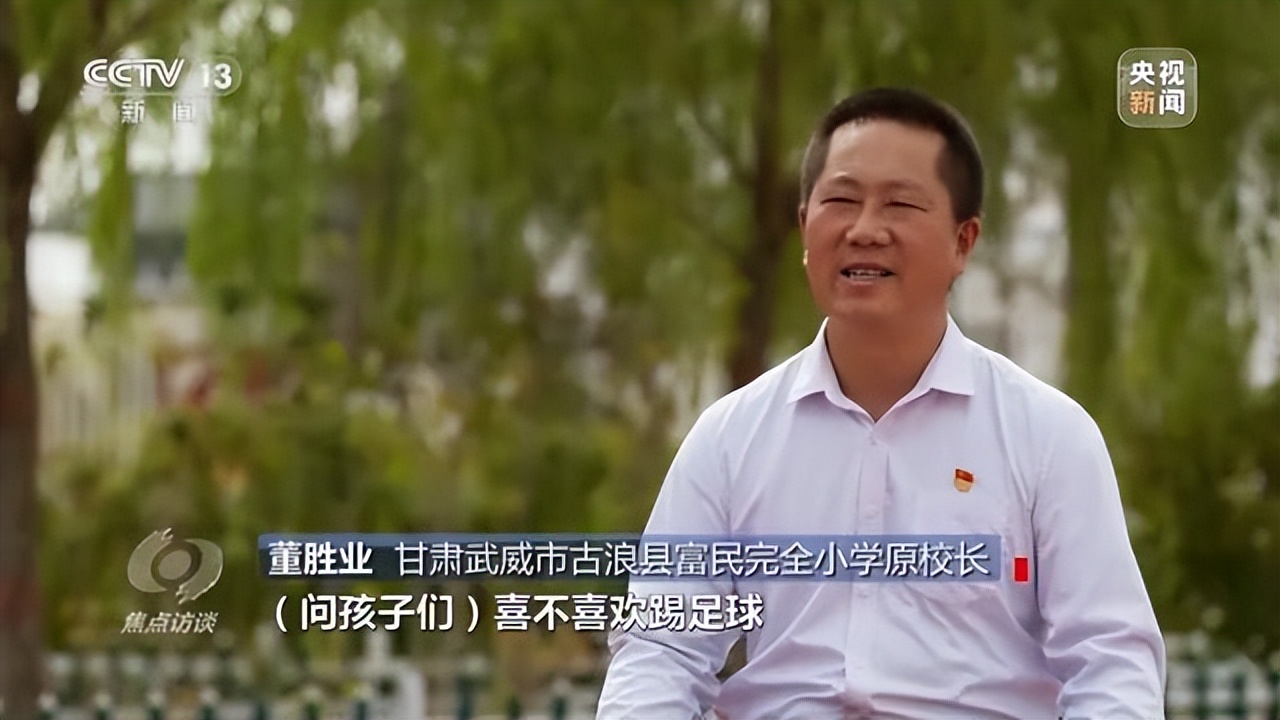 搬出大山搬出小康搬出幸福,搬出大山挪穷窝展望幸福新生活