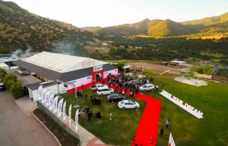 西麦克，你的事瞒不住了