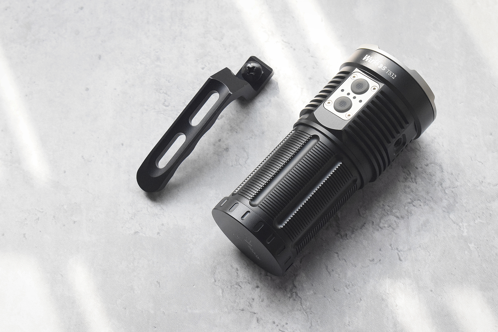 索菲恩sc33手电测评,索菲恩ts30spro专业户外手电