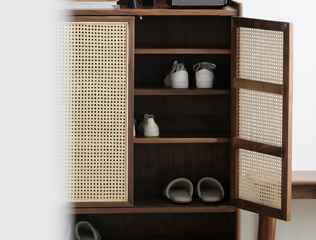 简约经典的家具选择兼具视觉美感,原木新中式极简轻奢风格家具