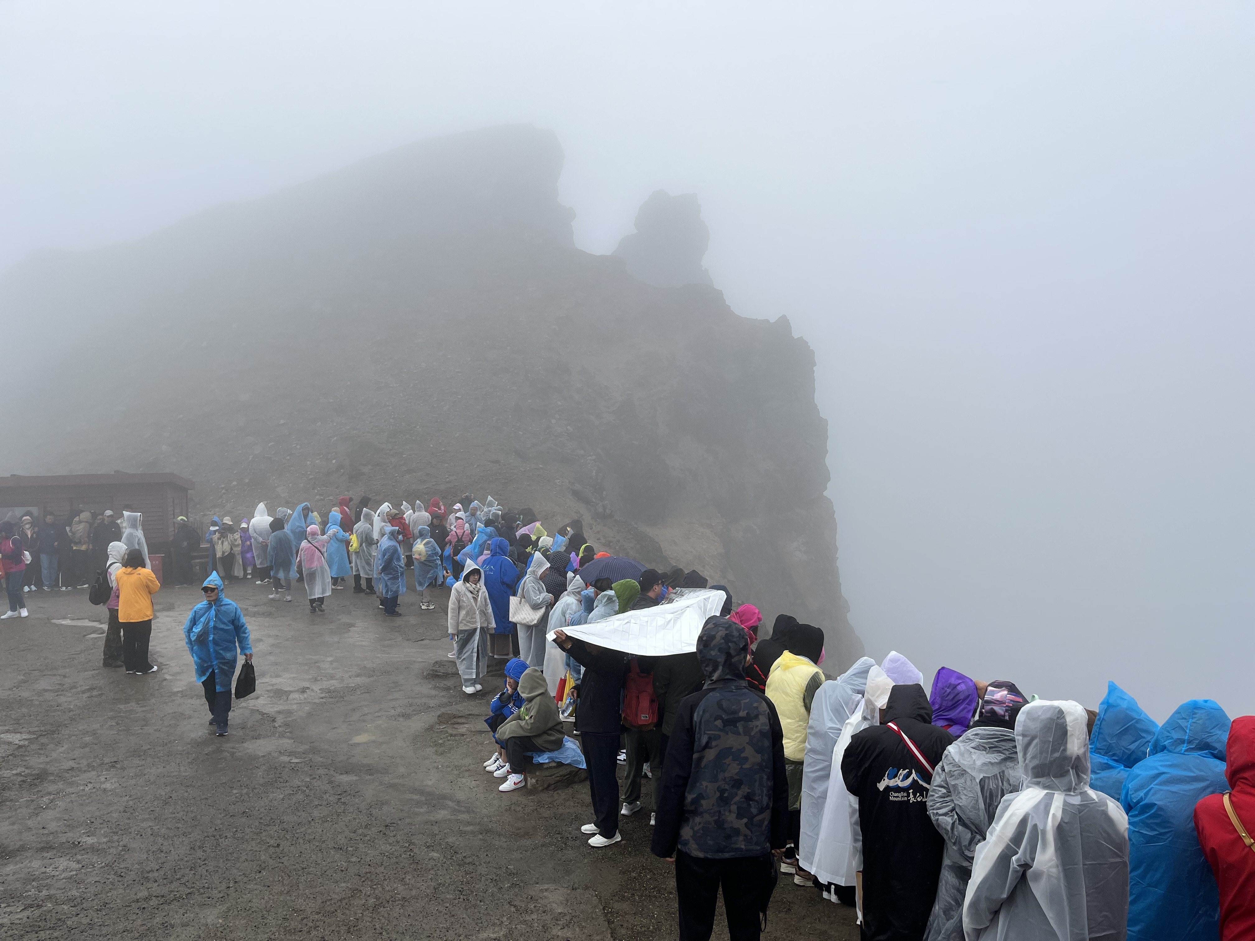 夫妻自驾11000公里,夫妻两人自驾游最新视频