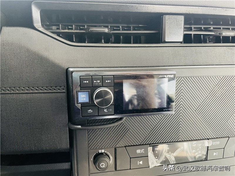 长沙五菱宏光汽车音响改装,五菱宏光音响改装推荐杭州