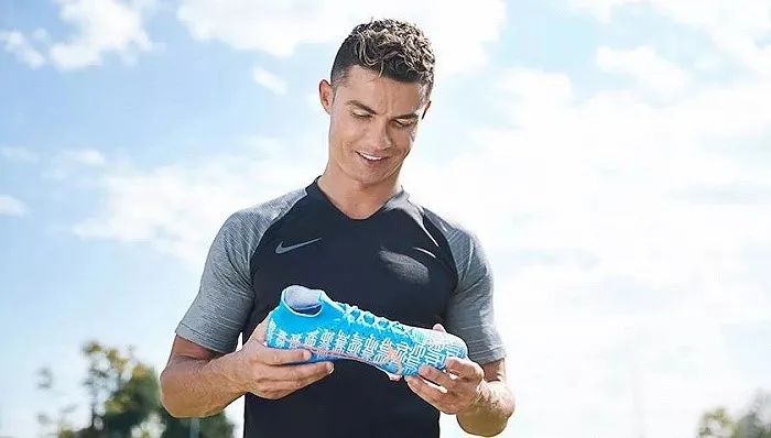 c罗梅西内马尔孙兴慜的身价,c罗梅西内马尔姆巴佩谁更强