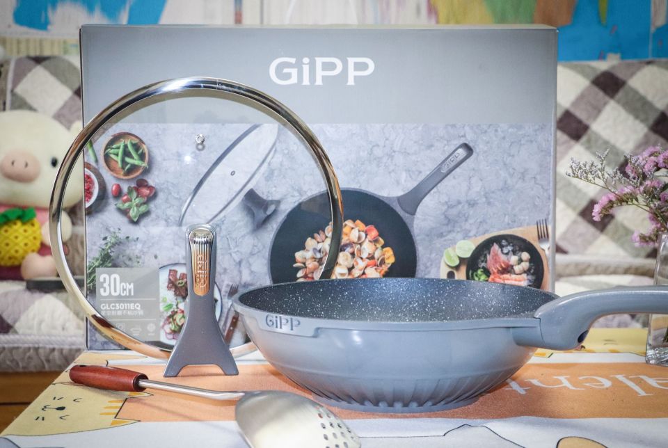 后悔没早点买GiPP居派星空不粘锅，颜值实力双在线，用一次就爱！