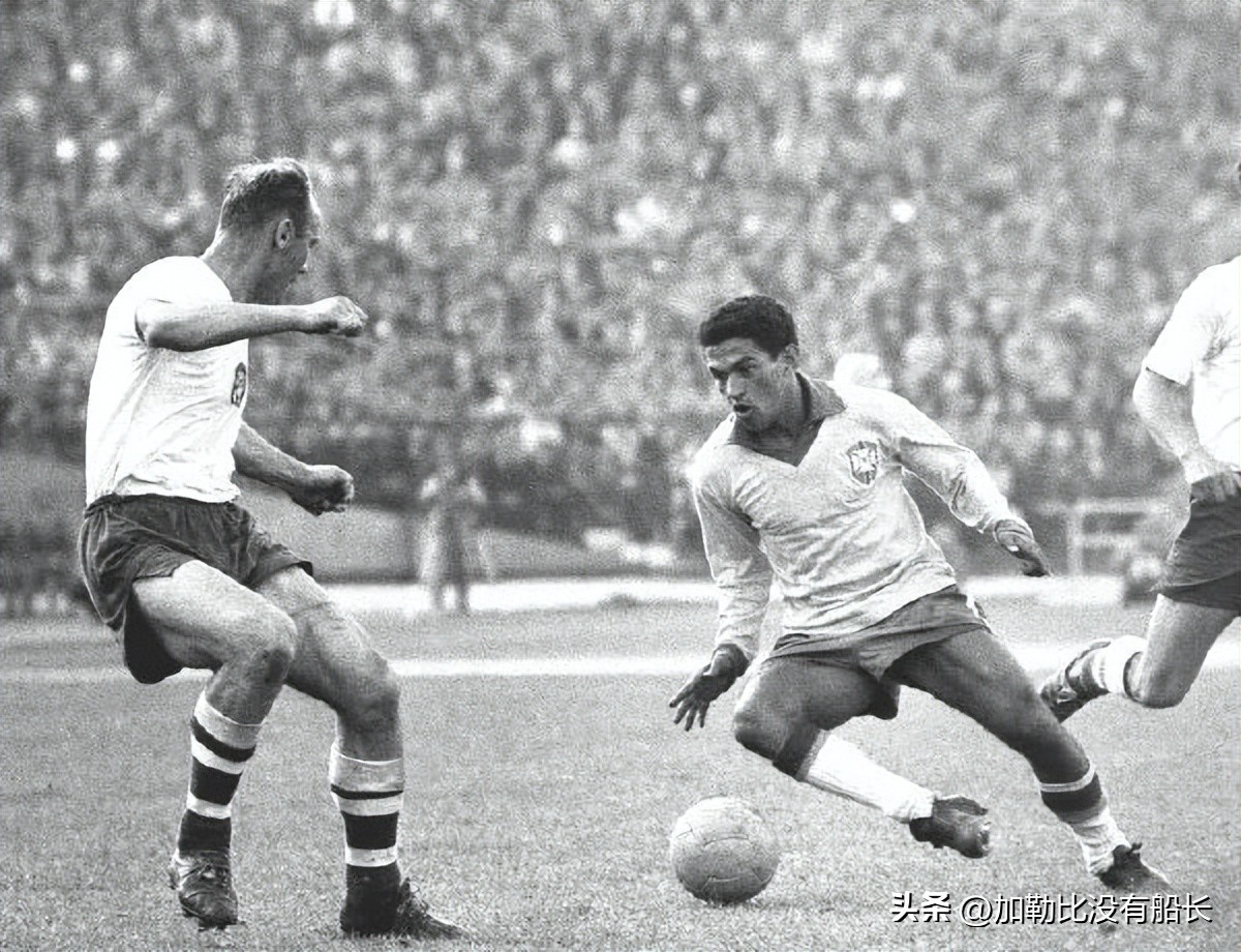 世界足坛近年十大球星,盘点世界体坛巨星退役年龄