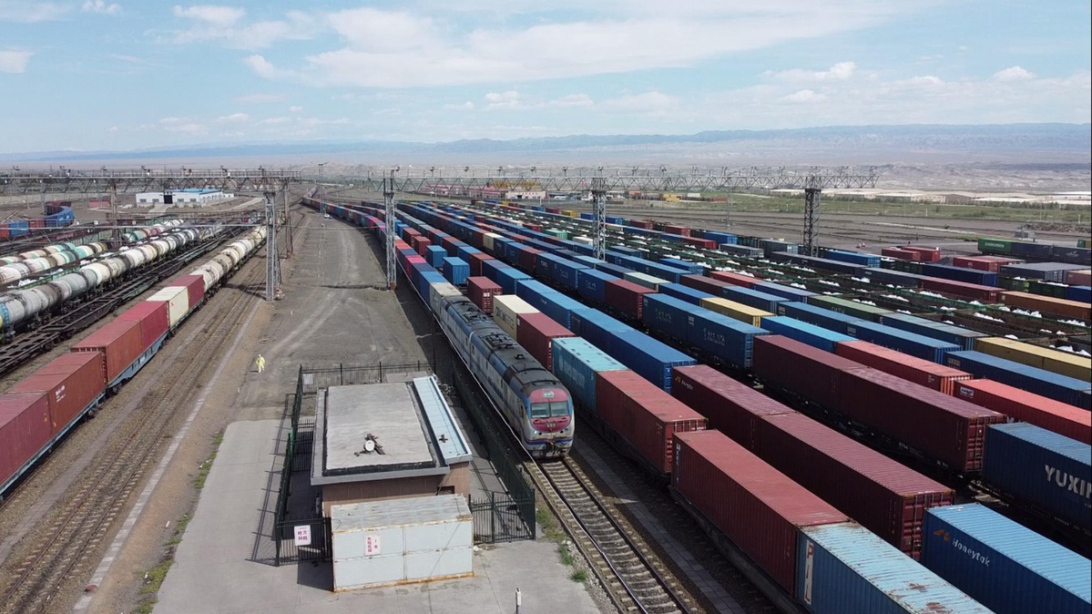 疆内陆地边境口岸城市都有哪些,19个沿边开放口岸具体是