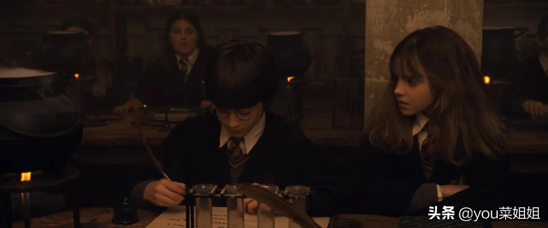 哈利波特为什么不治疗斯内普,哈利波特为什么不救斯内普