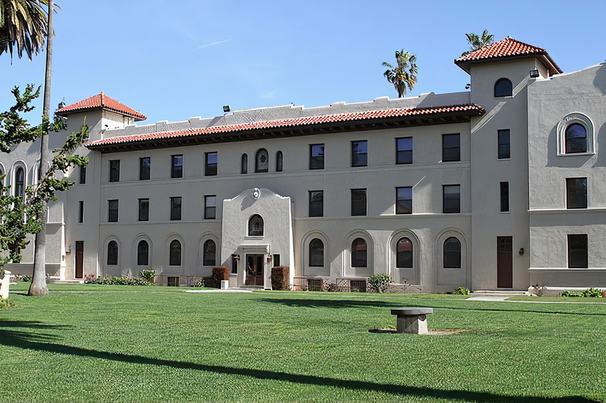 圣塔克拉拉大学位置图,美国圣塔克拉拉大学与硅谷