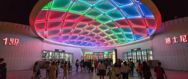 女明星玲娜,玲娜贝儿新综艺