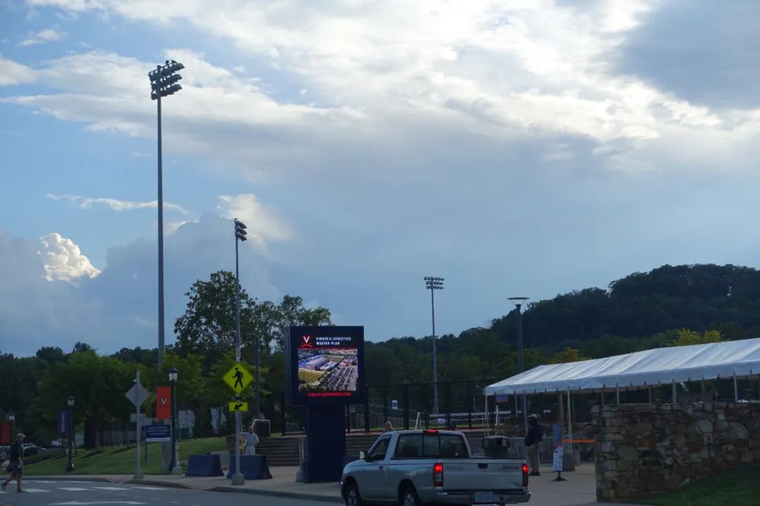 美国校园足球,美国校园足球比赛