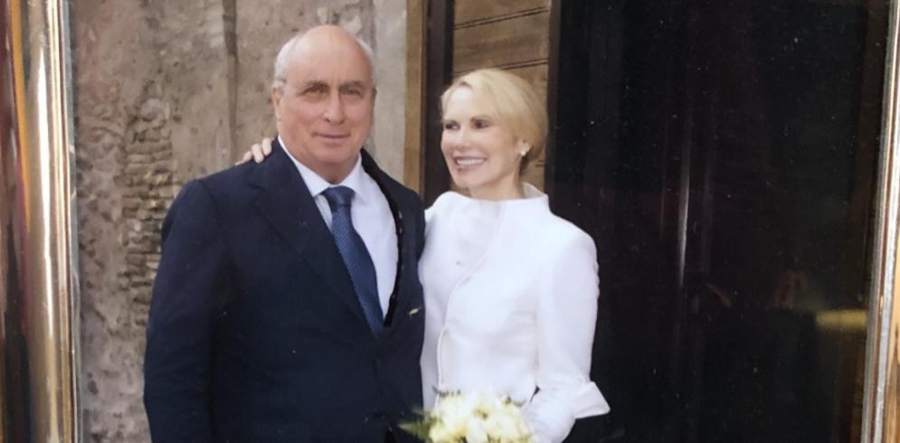 美女富豪嫁给农村小伙,美女富豪嫁给穷小伙