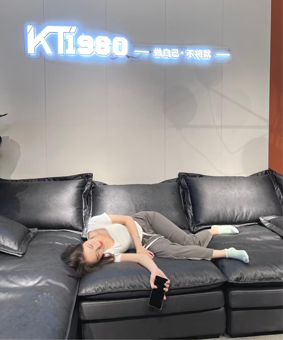 熬夜喝酒看足球世界杯,熬夜喝酒看球赛