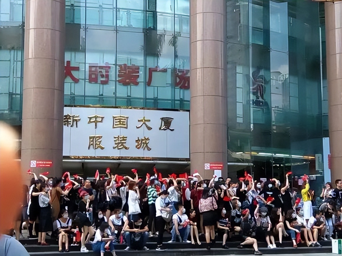 女装新手进货的10个小诀窍,女装进货渠道怎么找货源最新