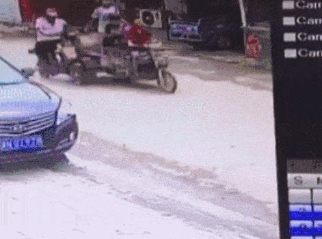 妹子东西丢了怎么回答,女生说她的东西丢了我该怎么回